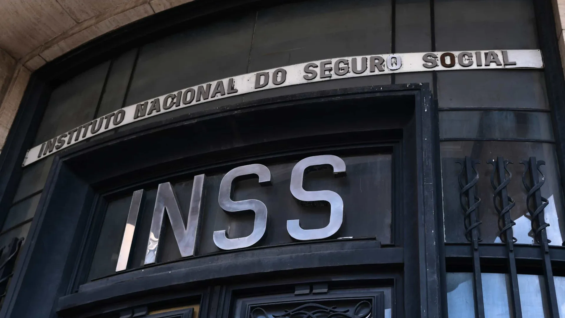Consignado para aposentados entra na mira de investigação sobre INSS