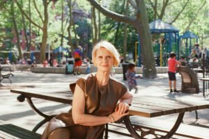 Cynthia Nixon fala sobre papéis icônicos e política - 07/06/2025 - Cinema e Séries