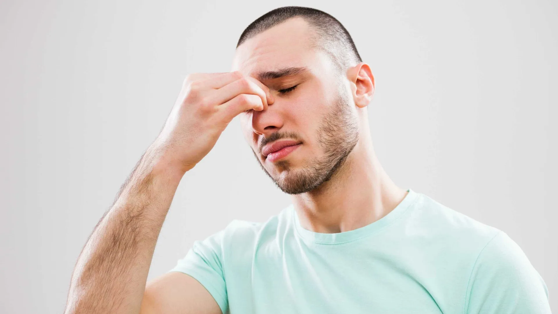 Conheça o que pode intensificar ou aliviar os sintomas da rinite alérgica