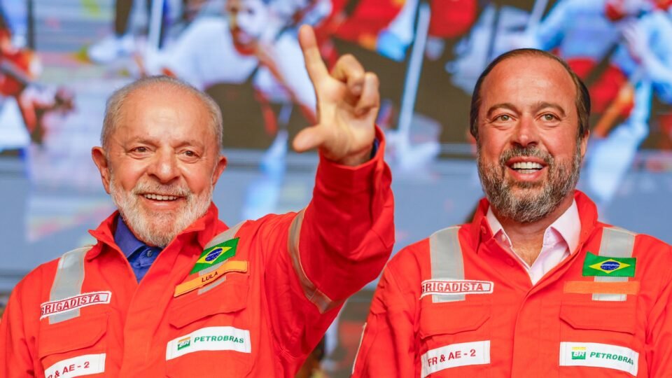 Governo quer antecipar dinheiro do pré-sal para cobrir rombo