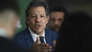 Haddad diz que tarifaço de Trump será desastroso para quem promoveu