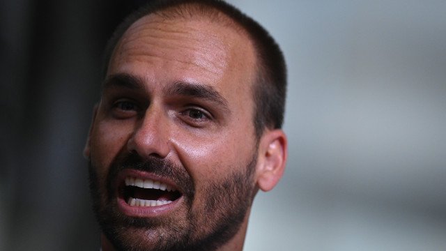 Eduardo diz que saída de Wajngarten do PL, após críticas a Michelle, foi 'no mínimo confusa'