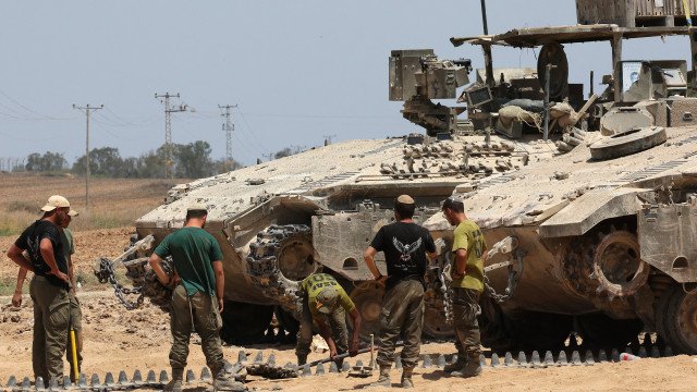 Israel inicia ofensiva terrestre para ocupar Cidade de Gaza