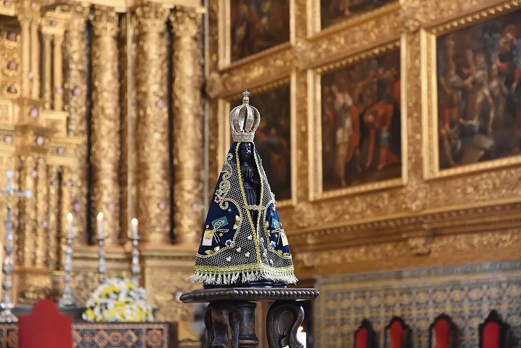 Imagem de Nossa Senhora Aparecida.