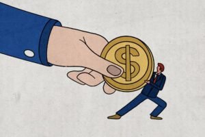 Ilustração em estilo desenho animado. À esquerda, uma mão grande segura uma moeda dourada com o símbolo de cifrão (“$”). À direita, um homem de terno azul, cabelo castanho e expressão determinada tenta puxar a moeda na direção oposta, como se estivesse resistindo ou tentando segurá-la. O fundo é cinza claro e sem detalhes. A cena transmite a ideia de disputa ou esforço em relação ao dinheiro.