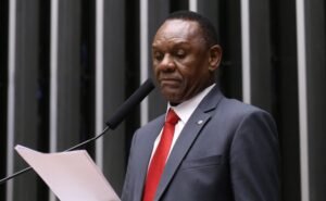 Discussão e votação de propostas legislativas. Dep. Ossesio Silva (REPUBLICANOS - PE)