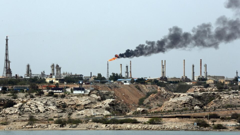 Como tomada de ilha pode ser um golpe fatal para o regime do Irã