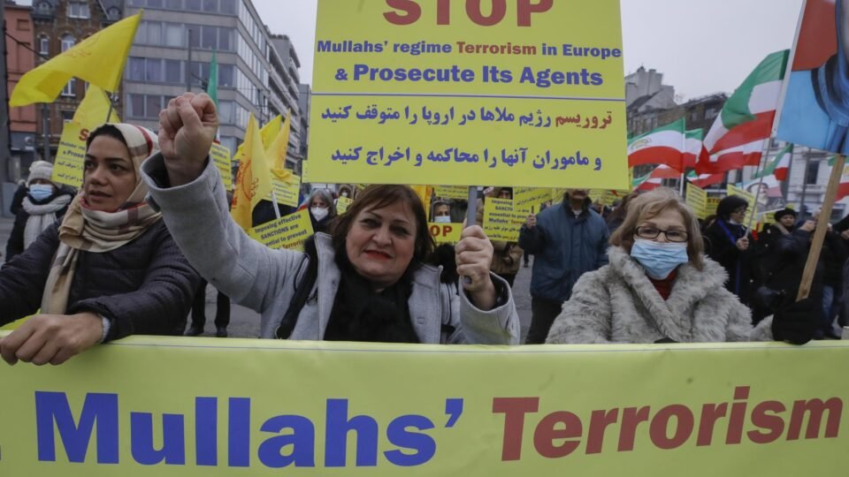 Irã pode recorrer à “guerra nas sombras” contra EUA e Israel